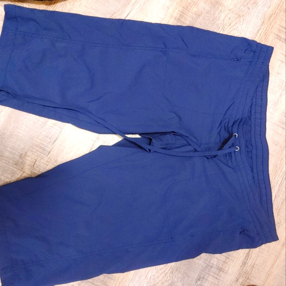 Thyme maternity capris